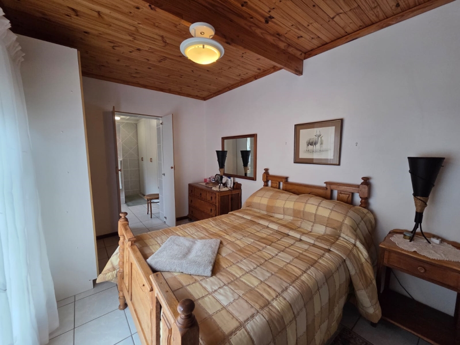 3 Bedroom Property for Sale in Palmiet Western Cape